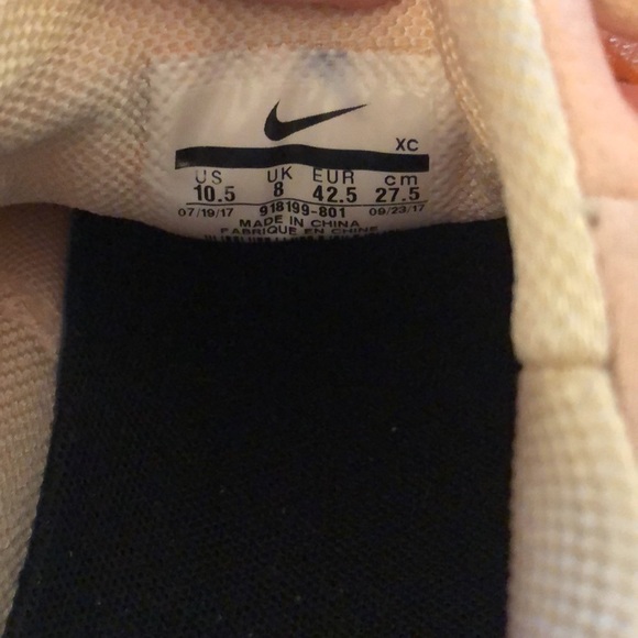 Nike Zoom Pegasus tennis shoes - Picture 7 of 10